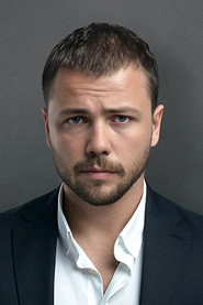 Ảnh diễn viên Tolga Sarıtaş